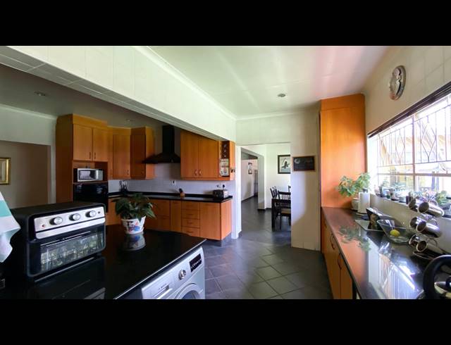 3 BEDROOM HOUSE RENTED IN BRACKENHURST